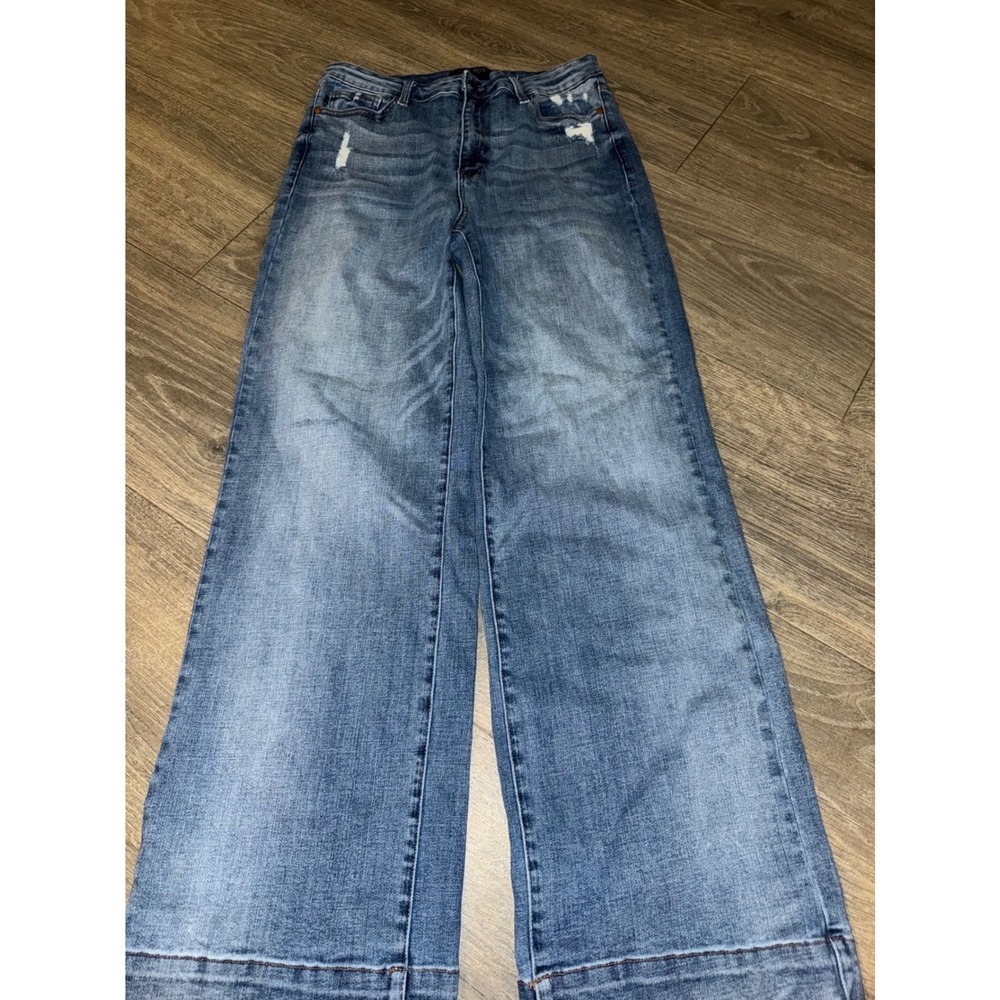 Judy Blue Los Angeles Distressed High Rise wide leg Jeans Medium Wash 15/32